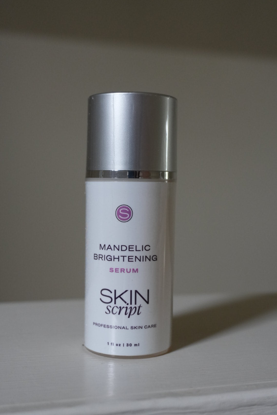 Mandelic Brightening Serum